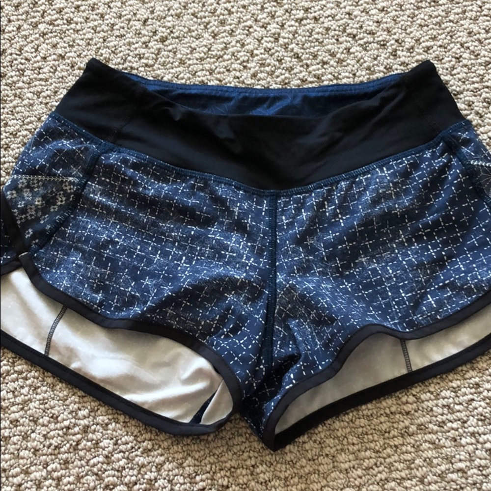 Lululemon Shorts-size 2